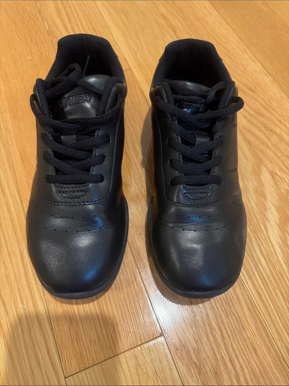 Black dance shoe size 3 little girl